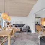 Oddi - 500m From The Sea By Interhome *